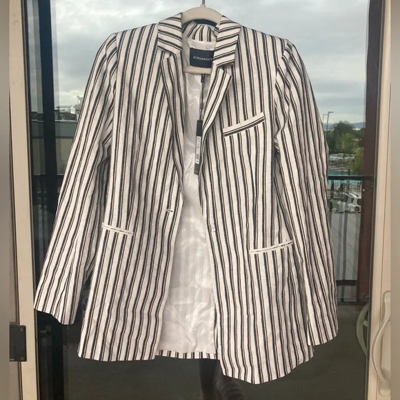 BCBG Max Azaria Blazer - Picture 2 of 8